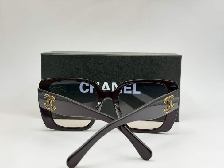 Picture of Chanel Sunglasses _SKUfw79165550fw
